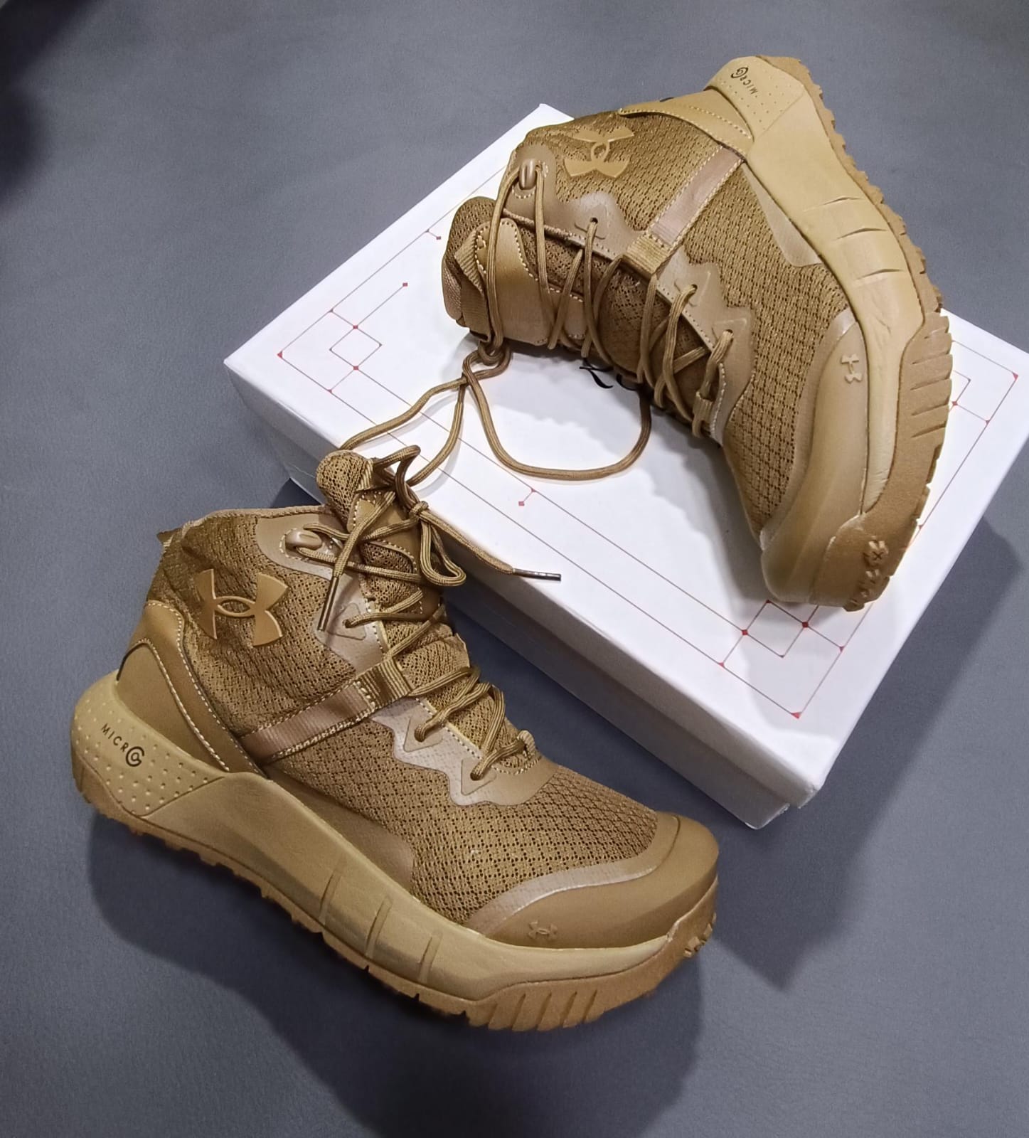 UNDER MICRO G CAFE OSCURA